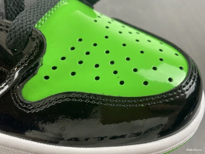 One Kick Pine Jordan High 555088-030 Air Green OG 1 0714